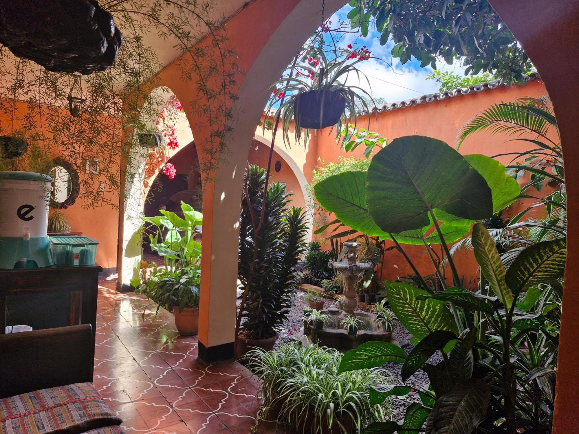 Hospedaje El Viajero Antigua Lli Exterior foto